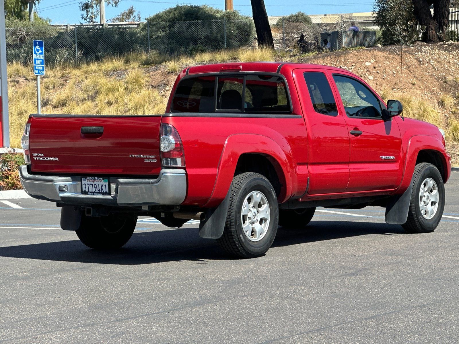 Used 2013 Toyota Tacoma PreRunner w/ SR5 Pkg RWD image 5