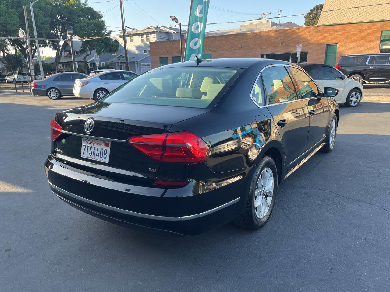 Used 2016 Volkswagen Passat 1.8T S image 5