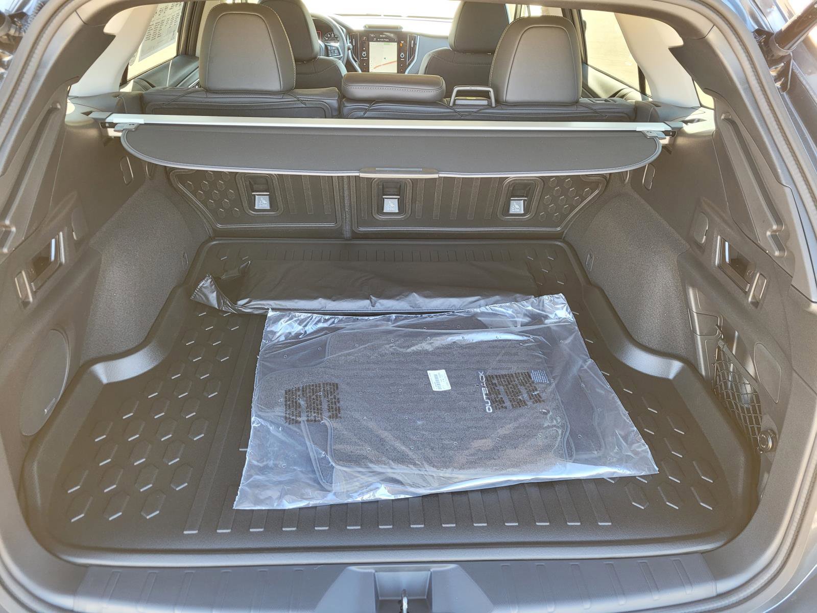 New 2025 Subaru Outback Limited image 18