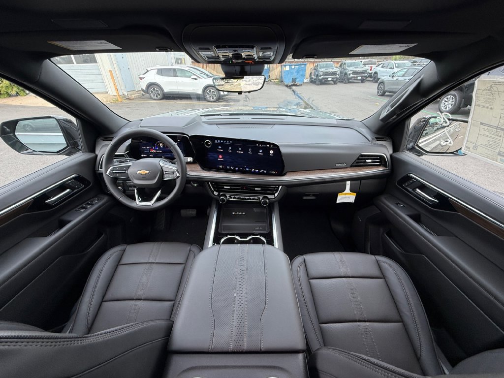New 2026 Chevrolet Suburban High Country AWD/4WD image 24