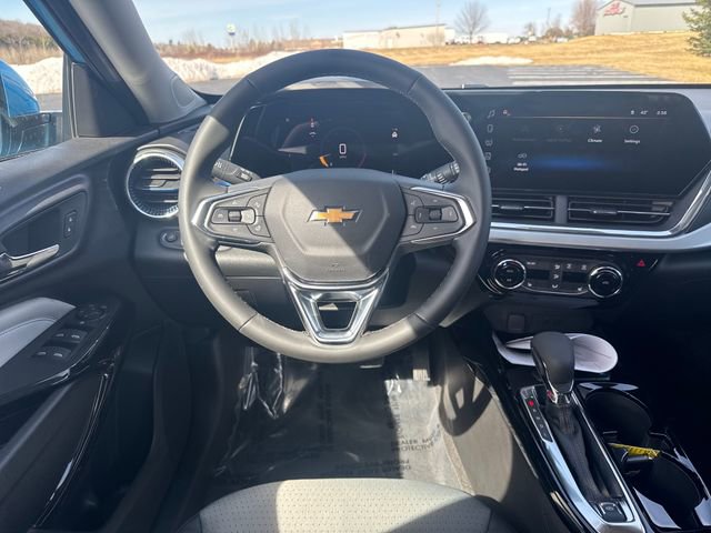 New 2026 Chevrolet Trax LT w/ Sunroof Package FWD image 14