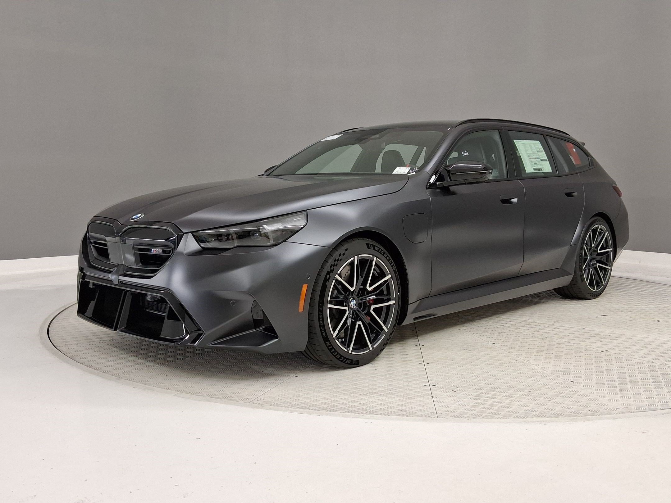 New 2027 BMW M5 Touring AWD/4WD image 33