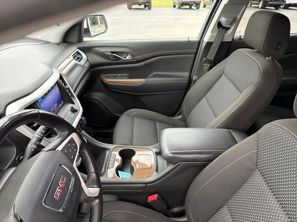 Used 2020 GMC Acadia SLE image 22