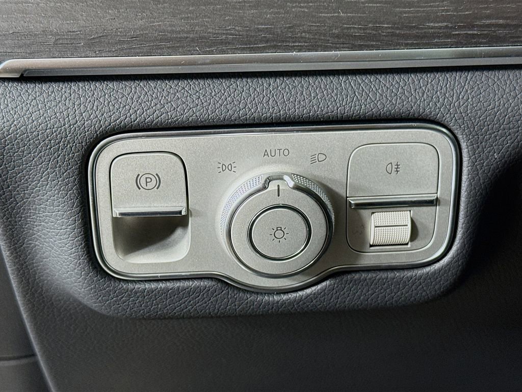 Used 2026 Mercedes-Benz GLE 350 4MATIC image 10