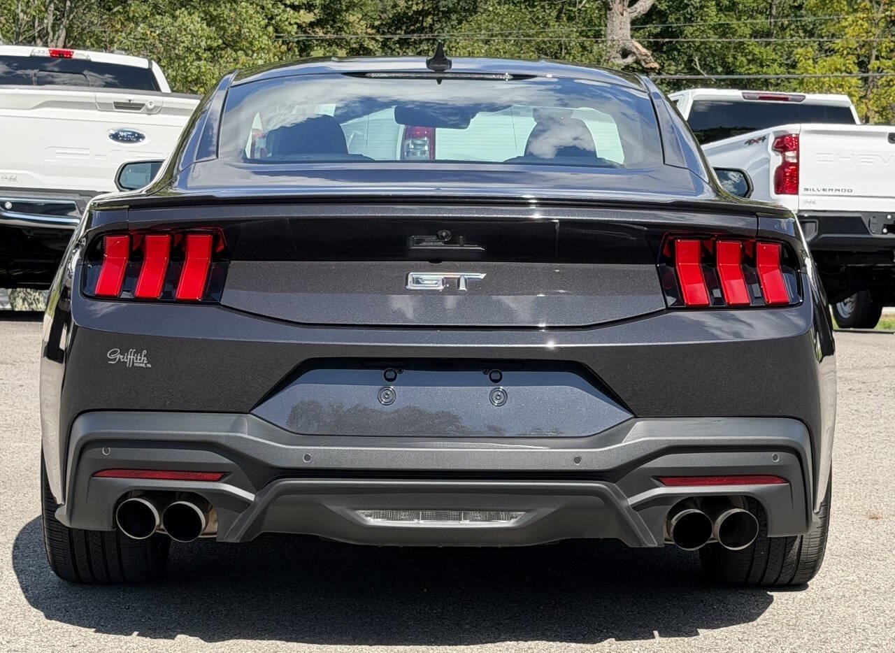 Used 2024 Ford Mustang GT Premium RWD image 4