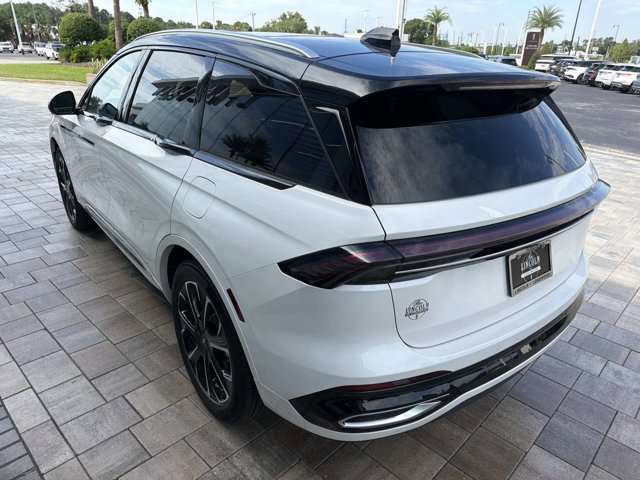New 2026 Lincoln Nautilus Reserve AWD/4WD image 4