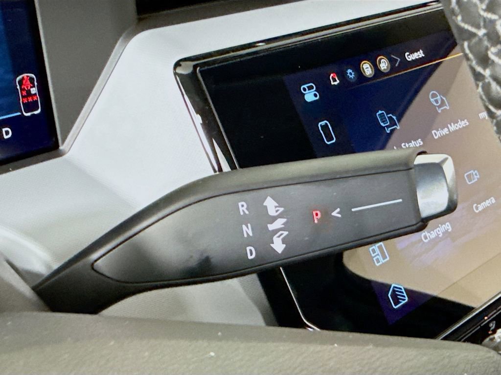 New 2027 Chevrolet Bolt RS FWD image 17
