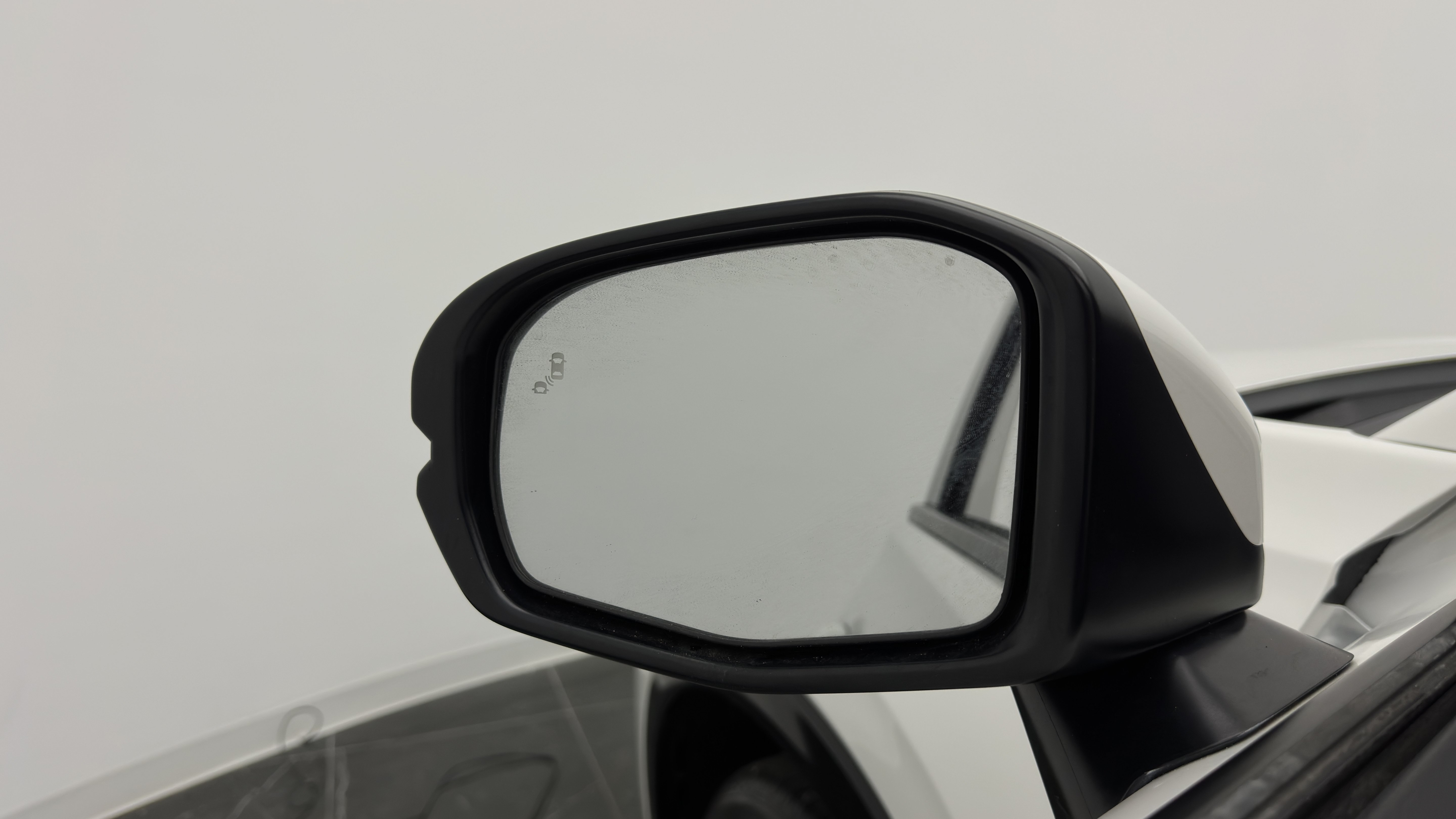 Used 2025 Honda HR-V EX-L image 14