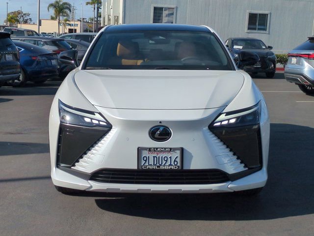 Used 2023 Lexus RZ 450e Premium w/ Technology Package image 2