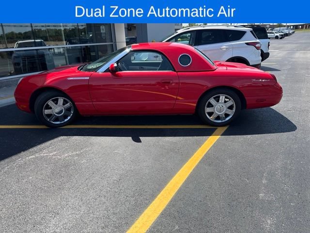 Used 2005 Ford Thunderbird RWD image 3