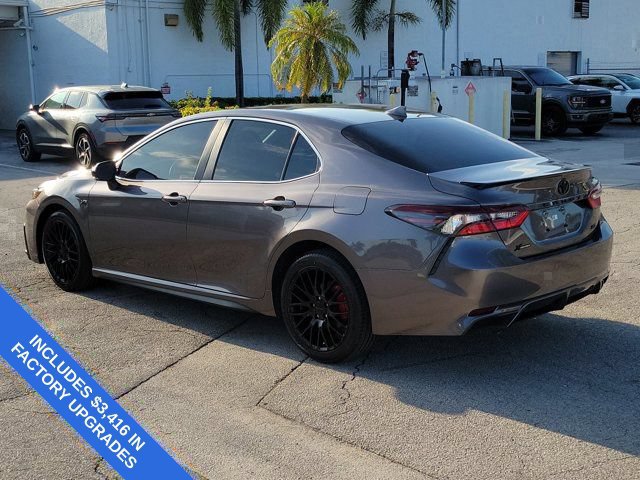 Used 2023 Toyota Camry SE FWD image 5