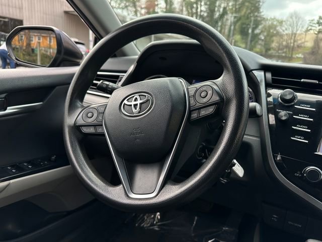 Used 2018 Toyota Camry L image 23