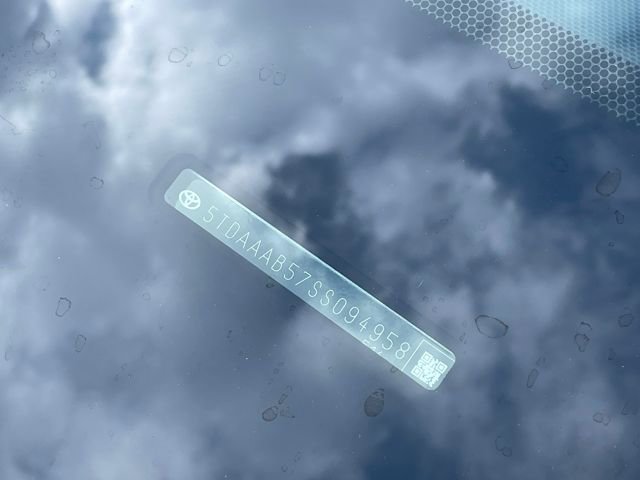 Certified 2025 Toyota Grand Highlander AWD image 31