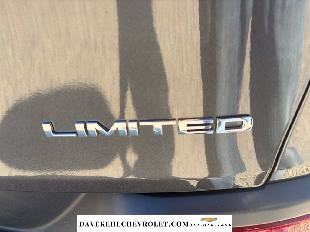 Used 2015 Jeep Cherokee Limited w/ Luxury Group AWD/4WD image 34