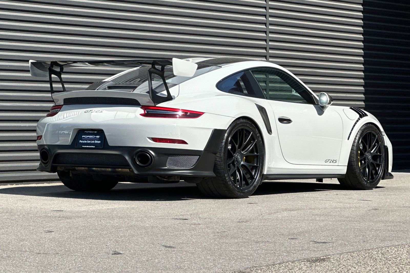 Used 2018 Porsche 911 GT2 RS w/ Weissach Package image 8