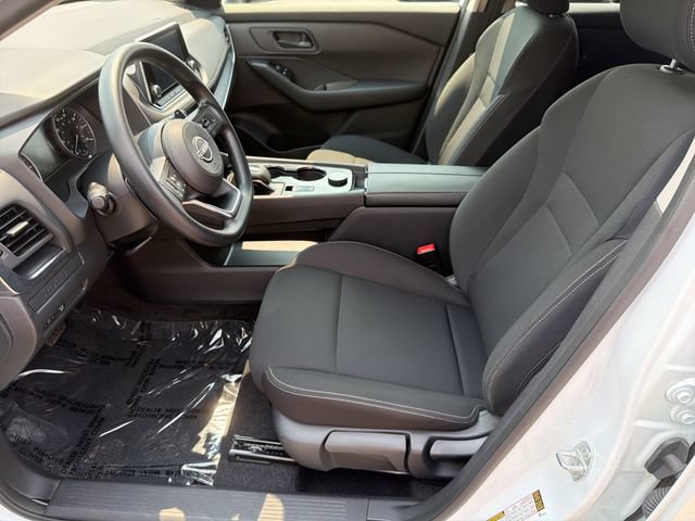 Used 2024 Nissan Rogue S AWD/4WD image 15