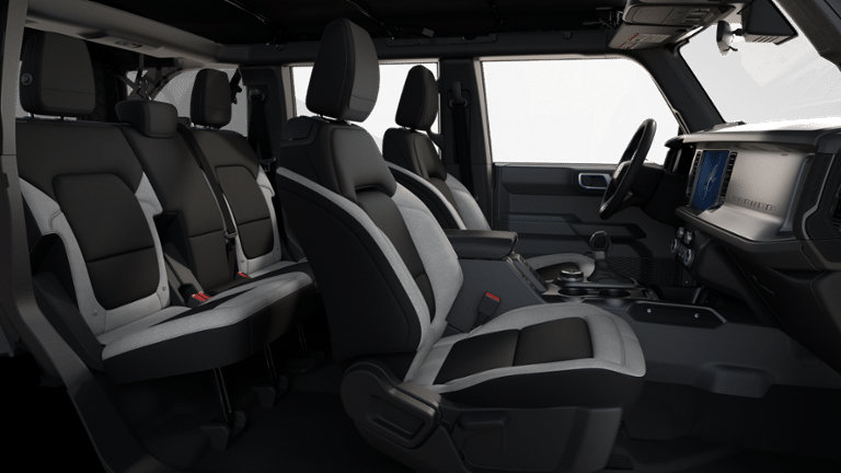 New 2025 Ford Bronco 4-Door AWD/4WD image 18