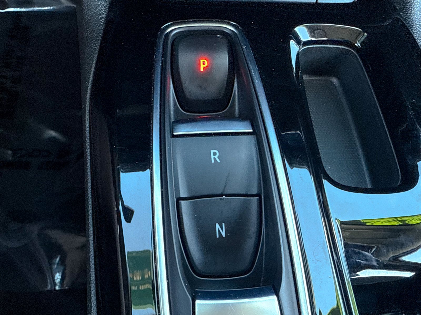 Used 2022 Chevrolet Bolt EUV Premier w/ Launch Edition image 40