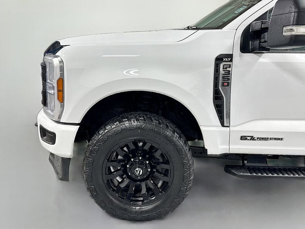 Used 2024 Ford F350 XLT image 11