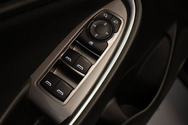 Used 2021 Chevrolet Malibu LT FWD image 11
