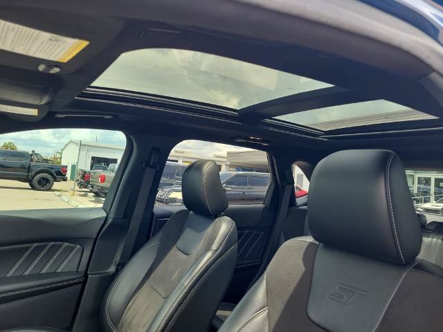 Certified 2021 Ford Edge ST w/ Equipment Group 401A AWD/4WD image 28