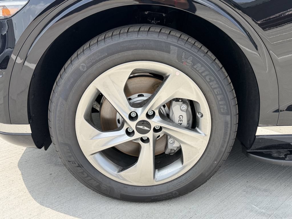 New 2026 Genesis GV70 2.5T Advanced AWD/4WD image 9