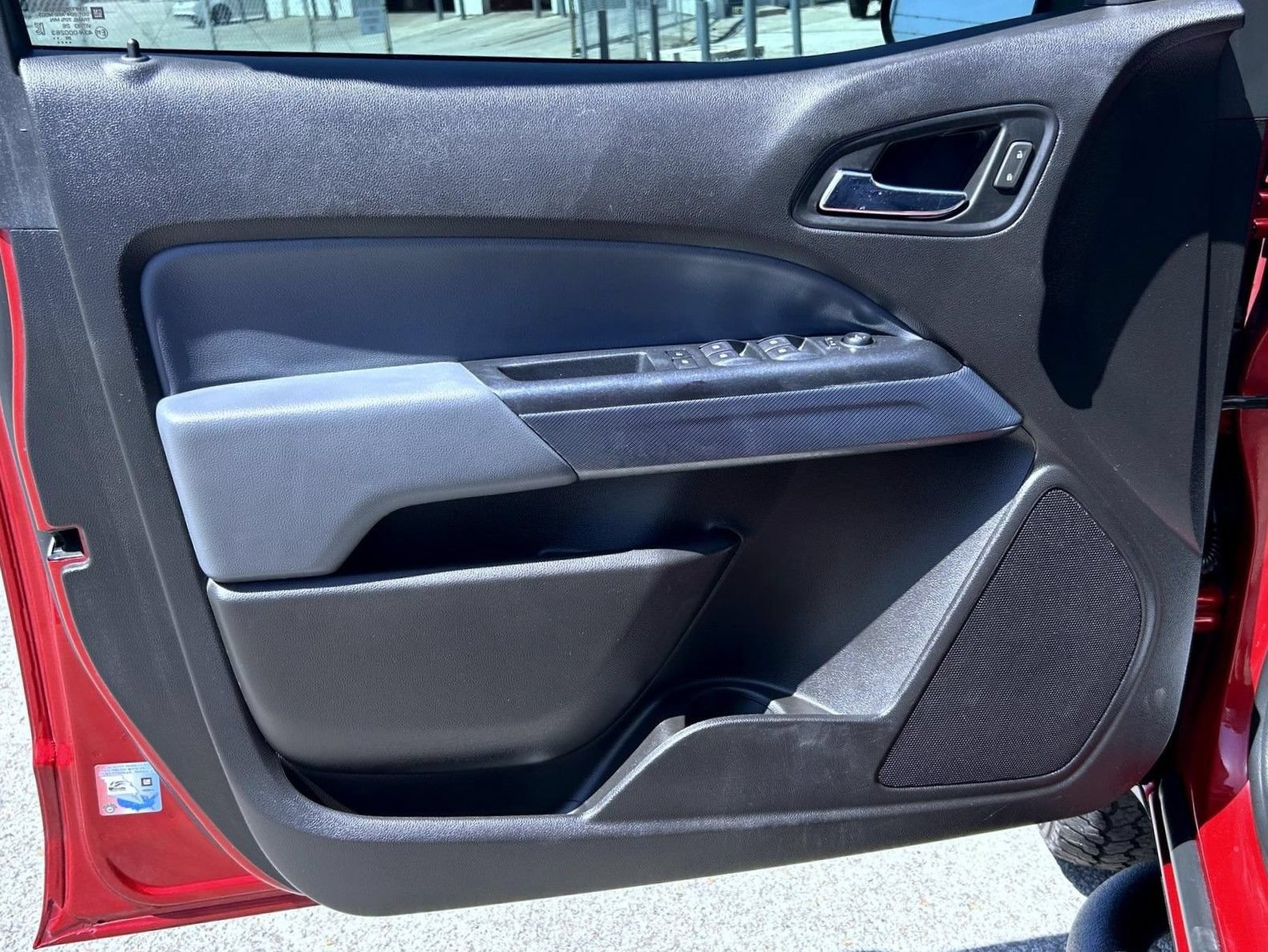 Certified 2021 Chevrolet Colorado Z71 AWD/4WD image 9