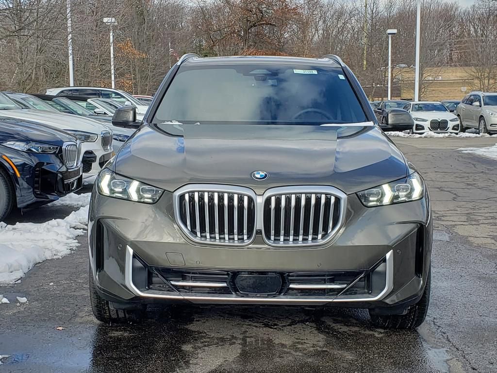 New 2026 BMW X5 xDrive40i w/ Premium Package image 2