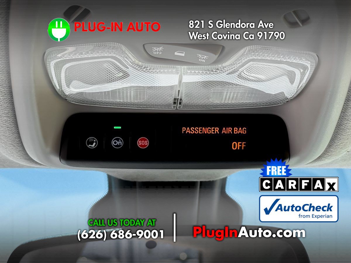 Used 2018 Chevrolet Bolt LT FWD image 18