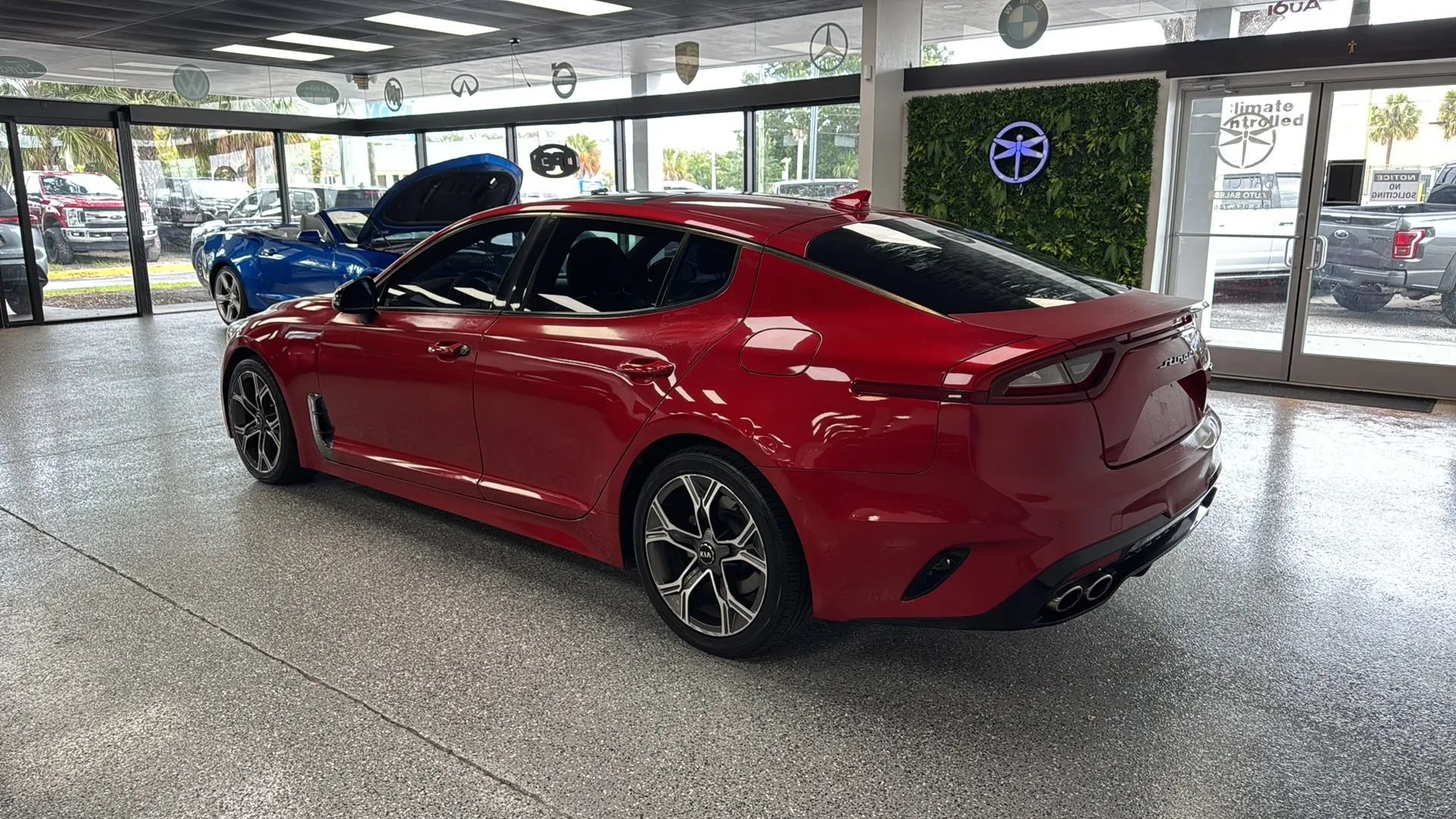 Used 2020 Kia Stinger GT-Line w/ Sun & Sound Package RWD image 3