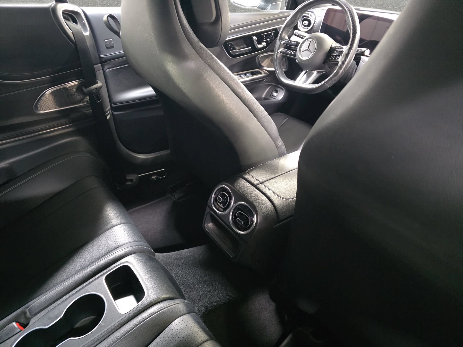 Used 2025 Mercedes-Benz CLE 300 4MATIC Cabriolet image 11