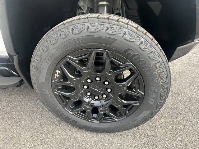 New 2025 GMC Hummer EV 2X image 3