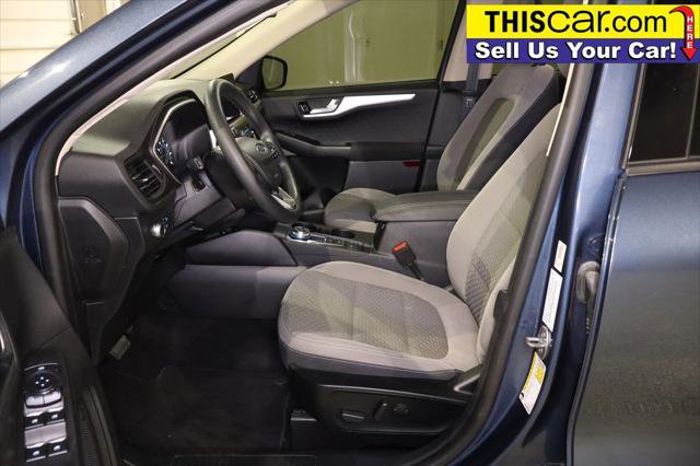 Used 2020 Ford Escape SE image 18