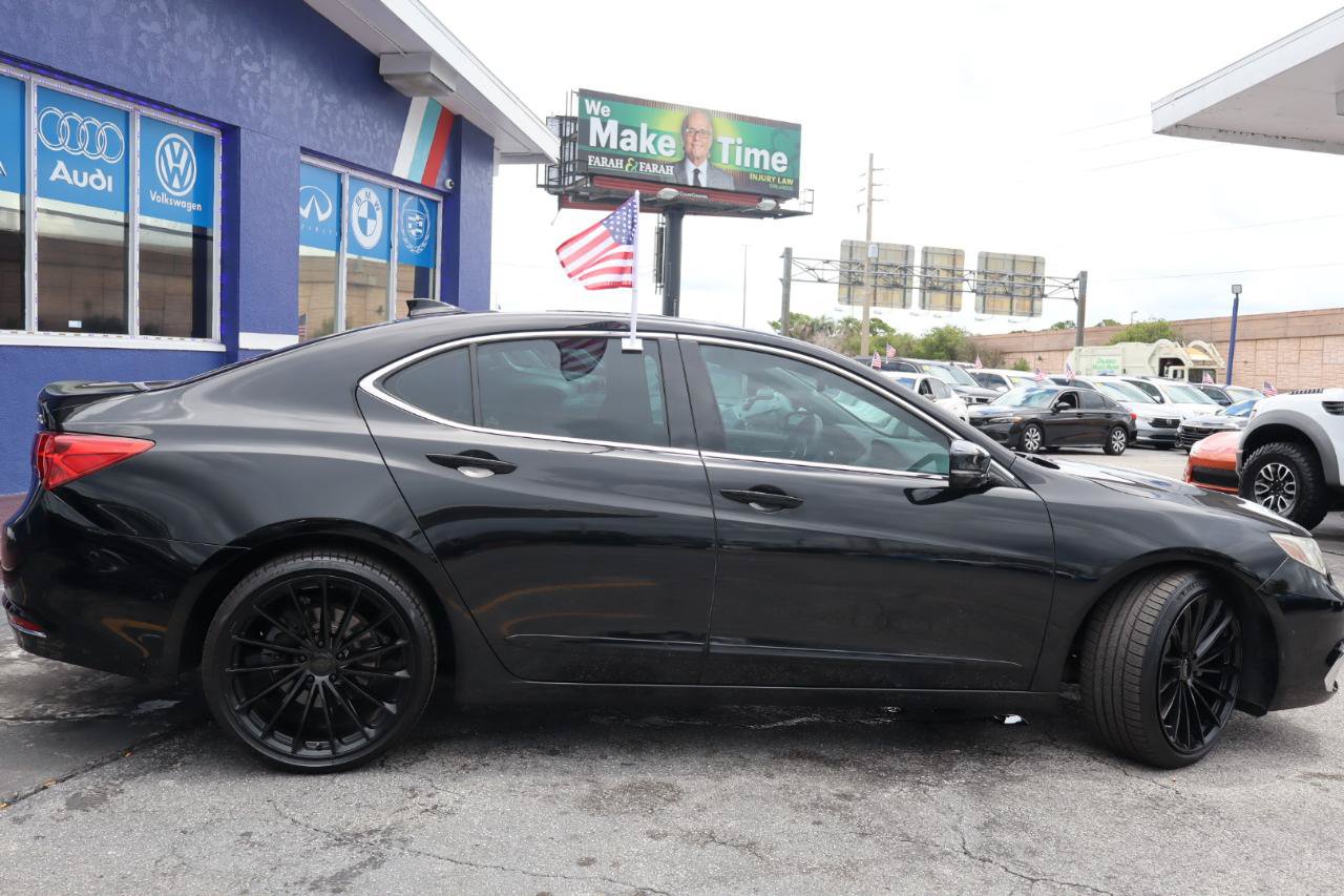 Used 2018 Acura TLX FWD image 4