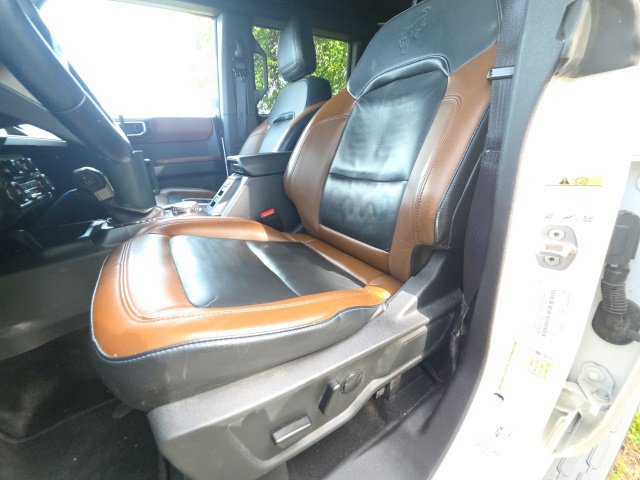 Used 2023 Ford Bronco Outer Banks AWD/4WD image 11