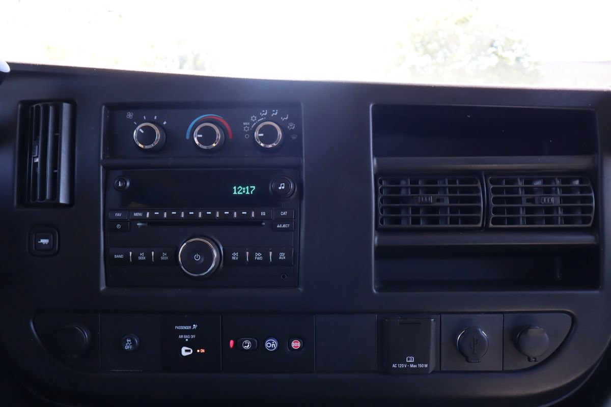 Used 2016 Chevrolet Express 3500 LT w/ LT Preferred Equipment Group RWD image 34