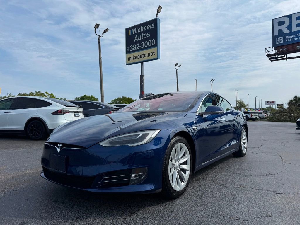 Used 2017 Tesla Model S 75 image 1