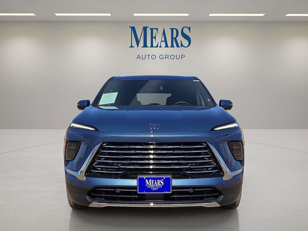 Used 2025 Buick Enclave Preferred image 8