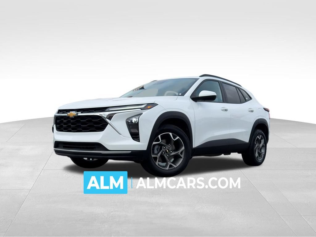 Used 2025 Chevrolet Trax LT