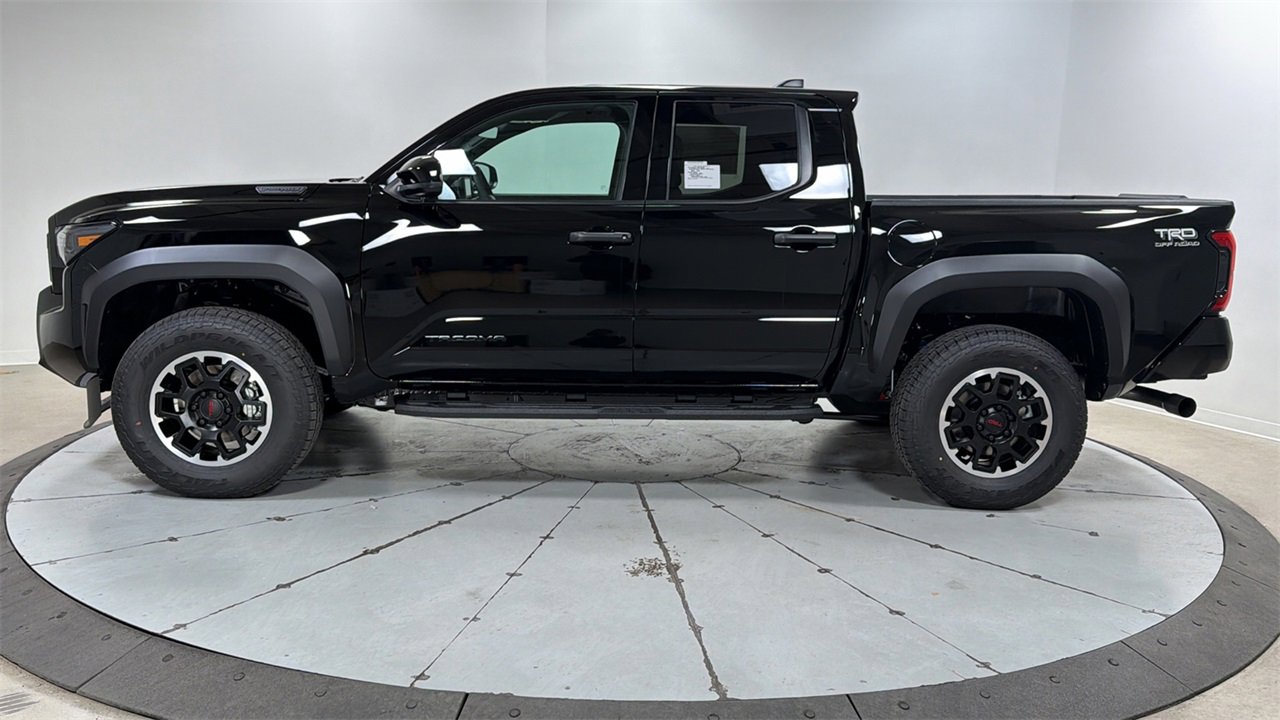 New 2026 Toyota Tacoma TRD Off-Road image 8