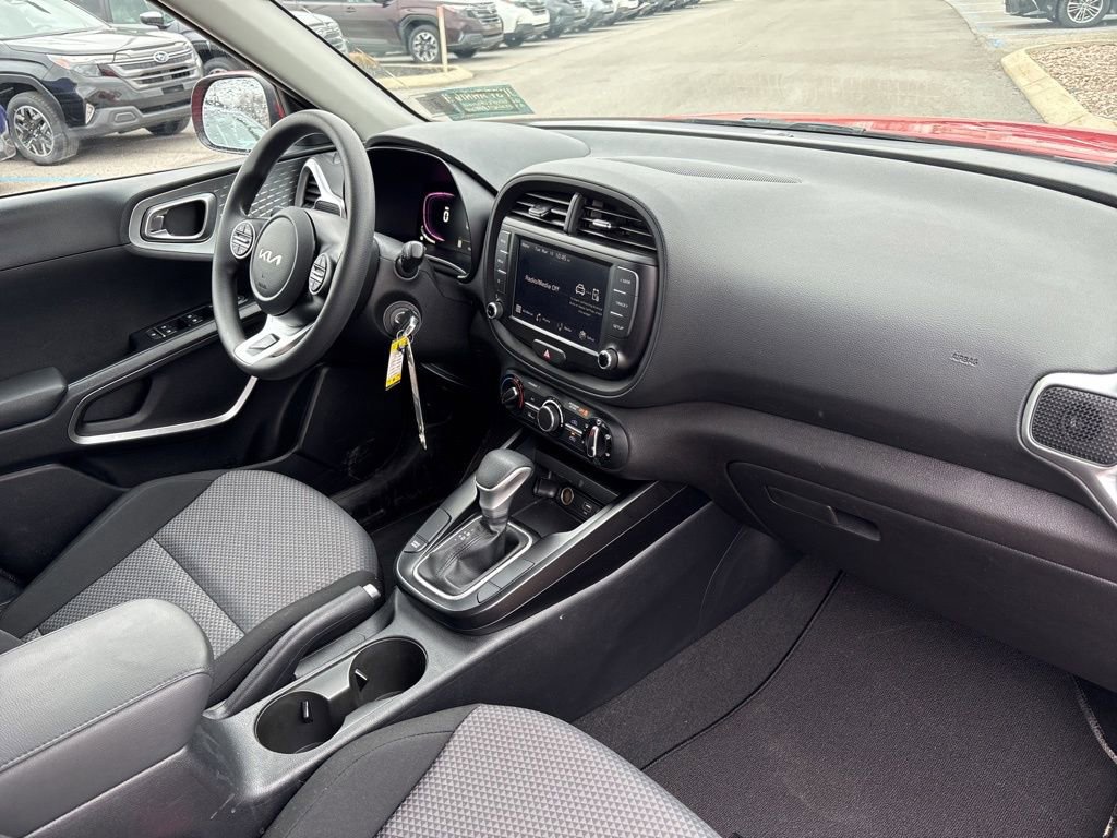 Used 2023 Kia Soul LX w/ Option Group 015 image 8