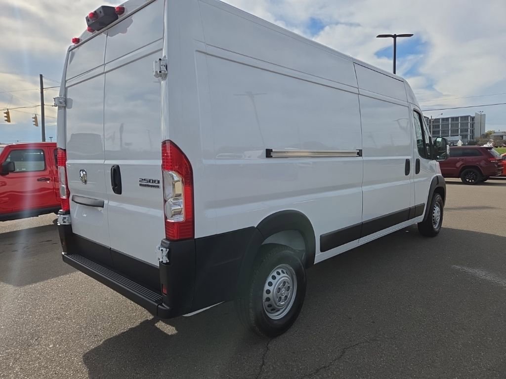 New 2026 RAM ProMaster 2500 image 7