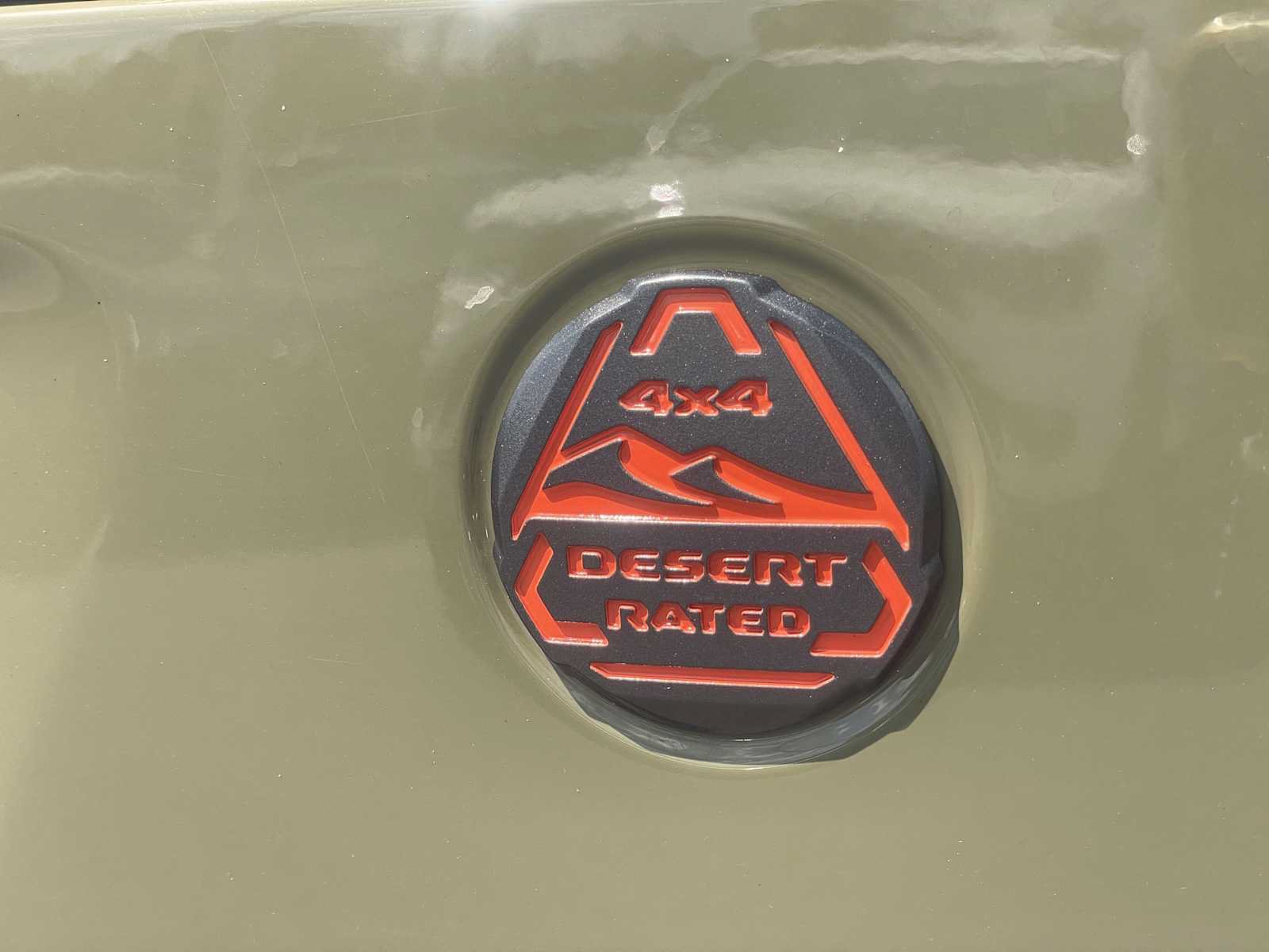 Used 2026 Jeep Gladiator Mojave AWD/4WD image 7
