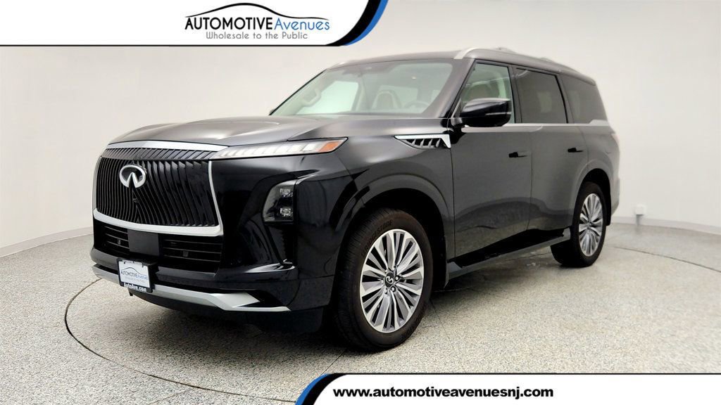 Used 2025 INFINITI QX80 Sensory w/ Exterior Package image 1