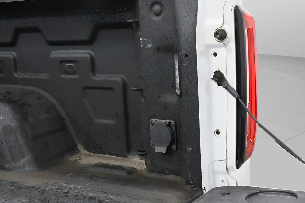 Used 2024 GMC Sierra 1500 Denali w/ Technology Package image 37