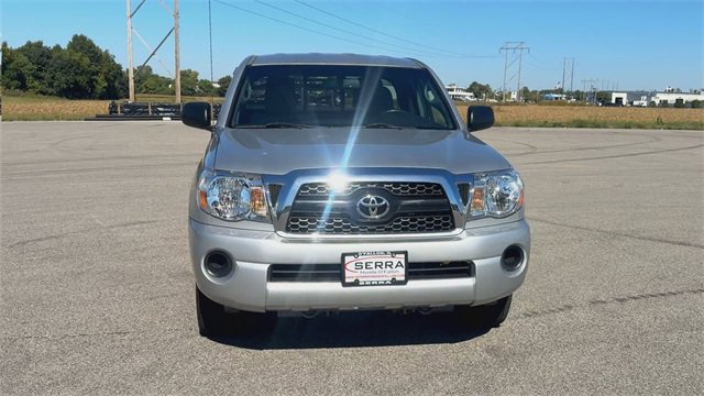 Used 2011 Toyota Tacoma 2WD Access Cab image 3