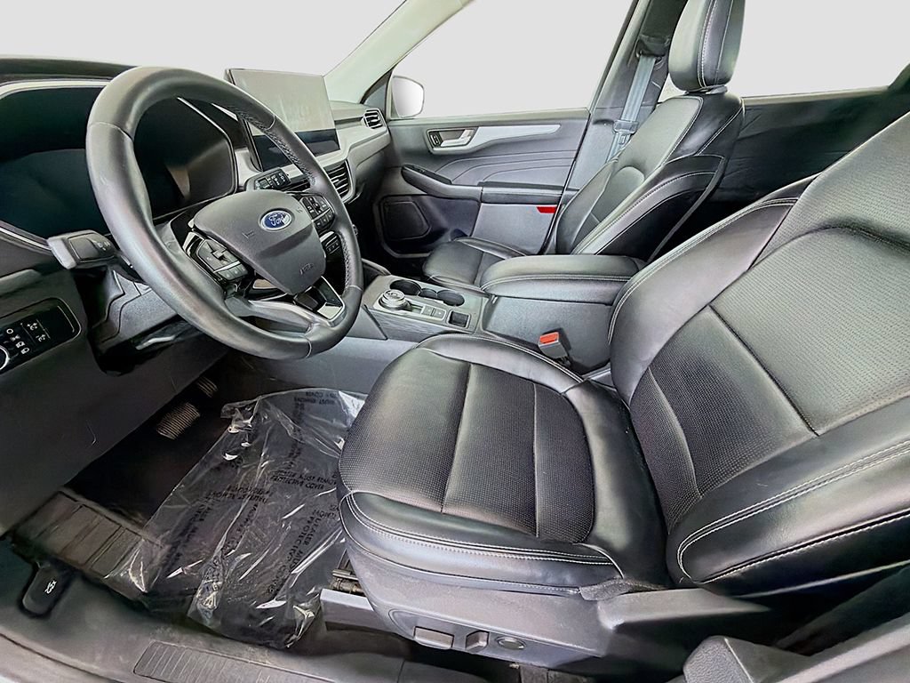 Used 2024 Ford Escape Platinum AWD/4WD image 21