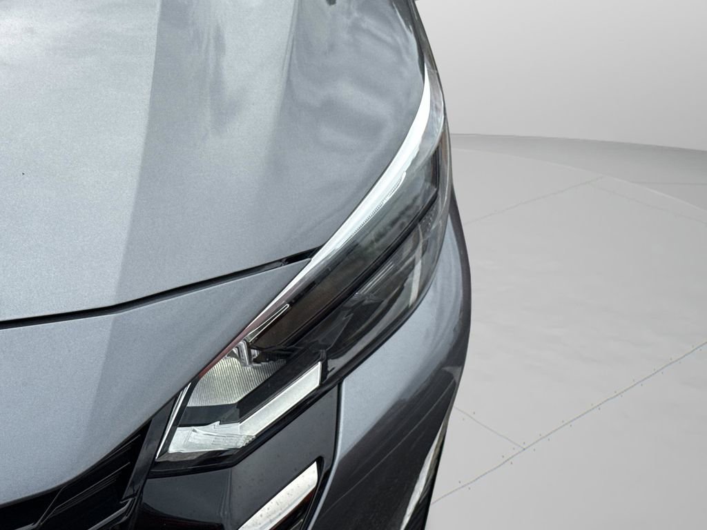 Certified 2025 Nissan Sentra SR image 43