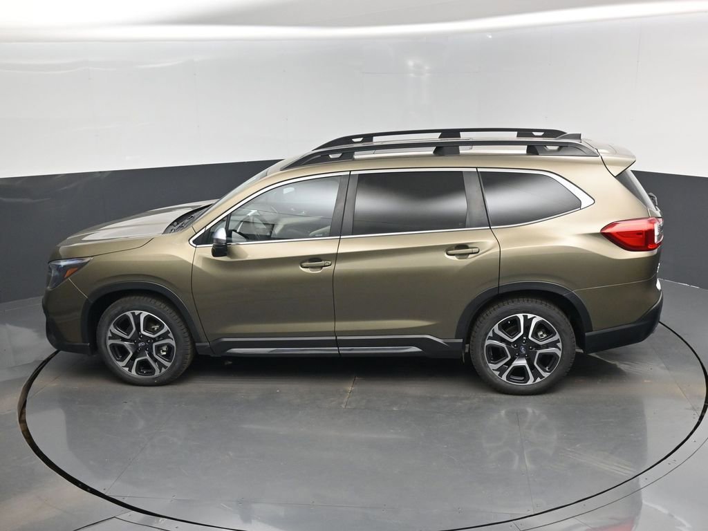 Used 2023 Subaru Ascent Limited w/ Technology Package image 14