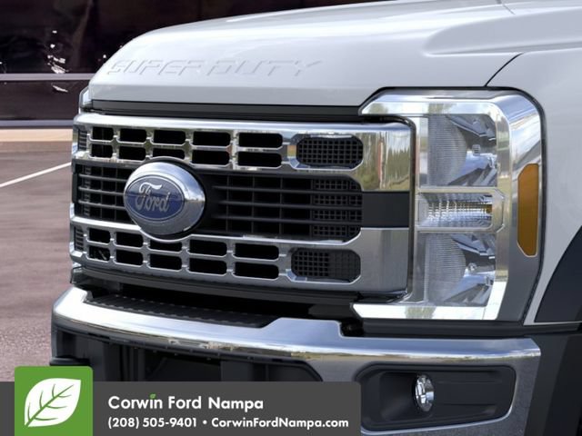 New 2025 Ford F600 4x4 Regular Cab Super Duty w/ XL Chrome Package image 17